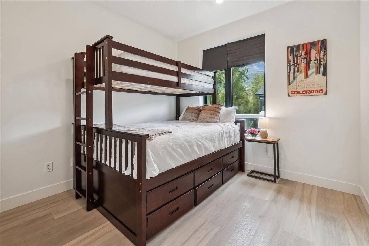 Bedroom - River West 522 - Silverthorne Vacation Rental Bedroom - River West 522 - Silverthorne Vacation Rental