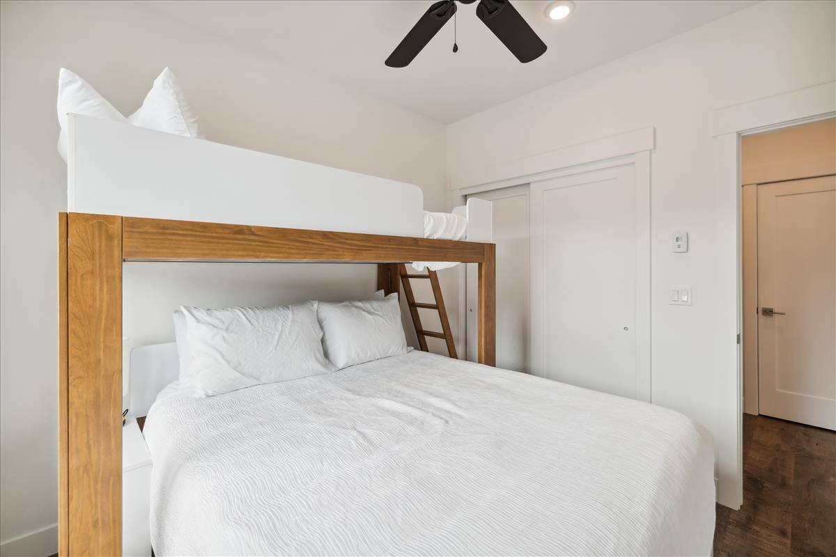 Bedroom - River West 924 - Silverthorne Vacation Rental Bedroom - River West 924 - Silverthorne Vacation Rental