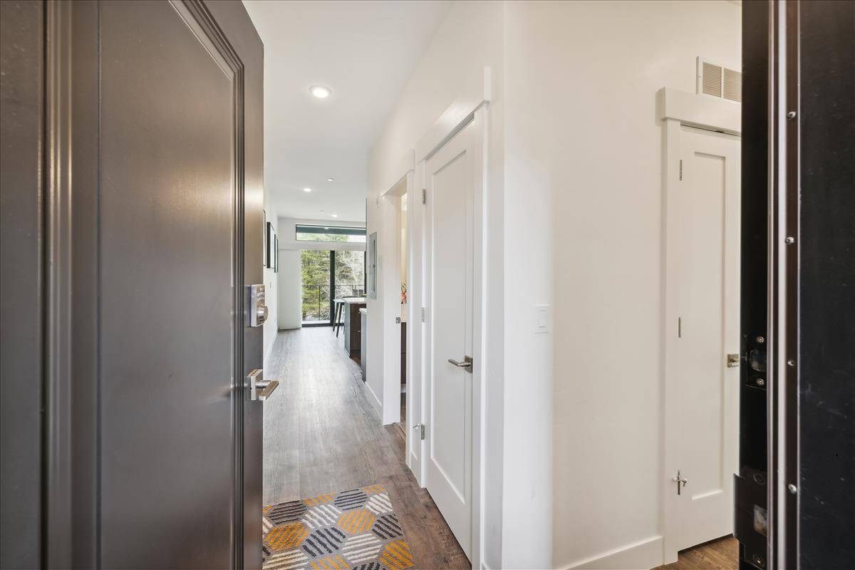 Entry - River West 924 - Silverthorne Vacation Rental Entry - River West 924 - Silverthorne Vacation Rental