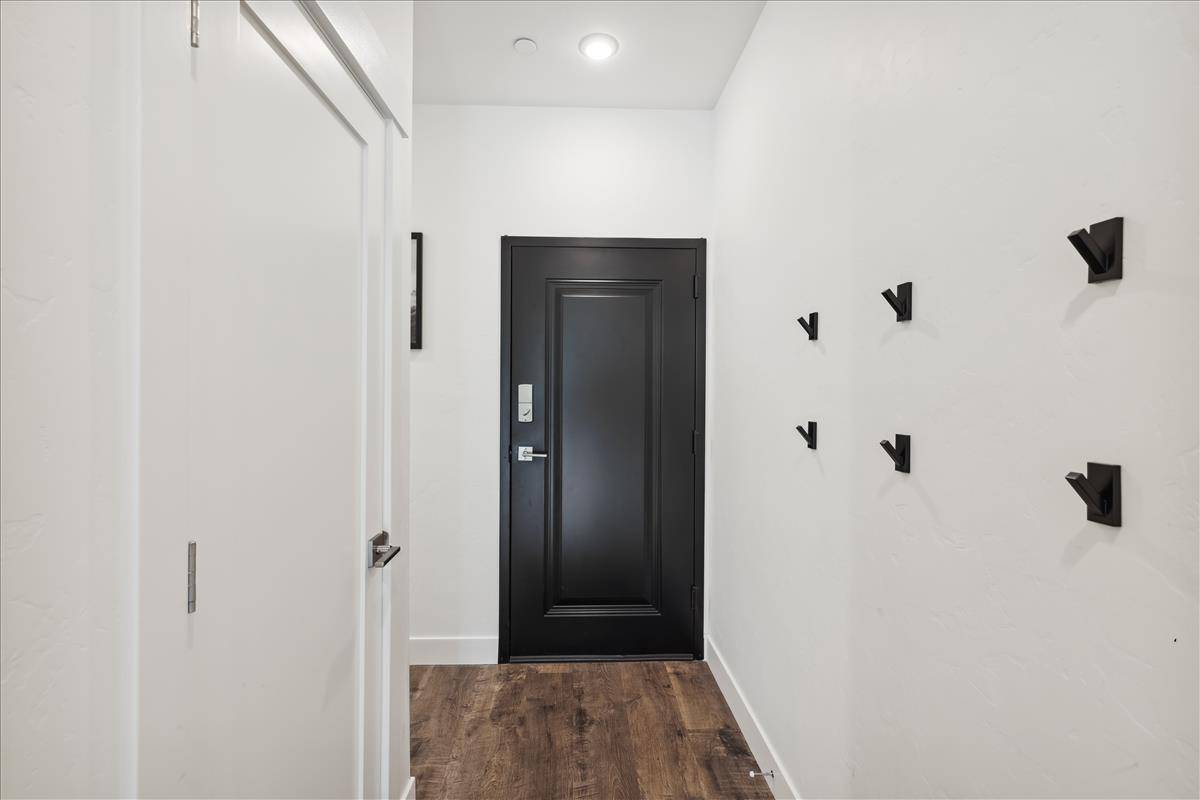 Entry - River West 924 - Silverthorne Vacation Rental Entry - River West 924 - Silverthorne Vacation Rental