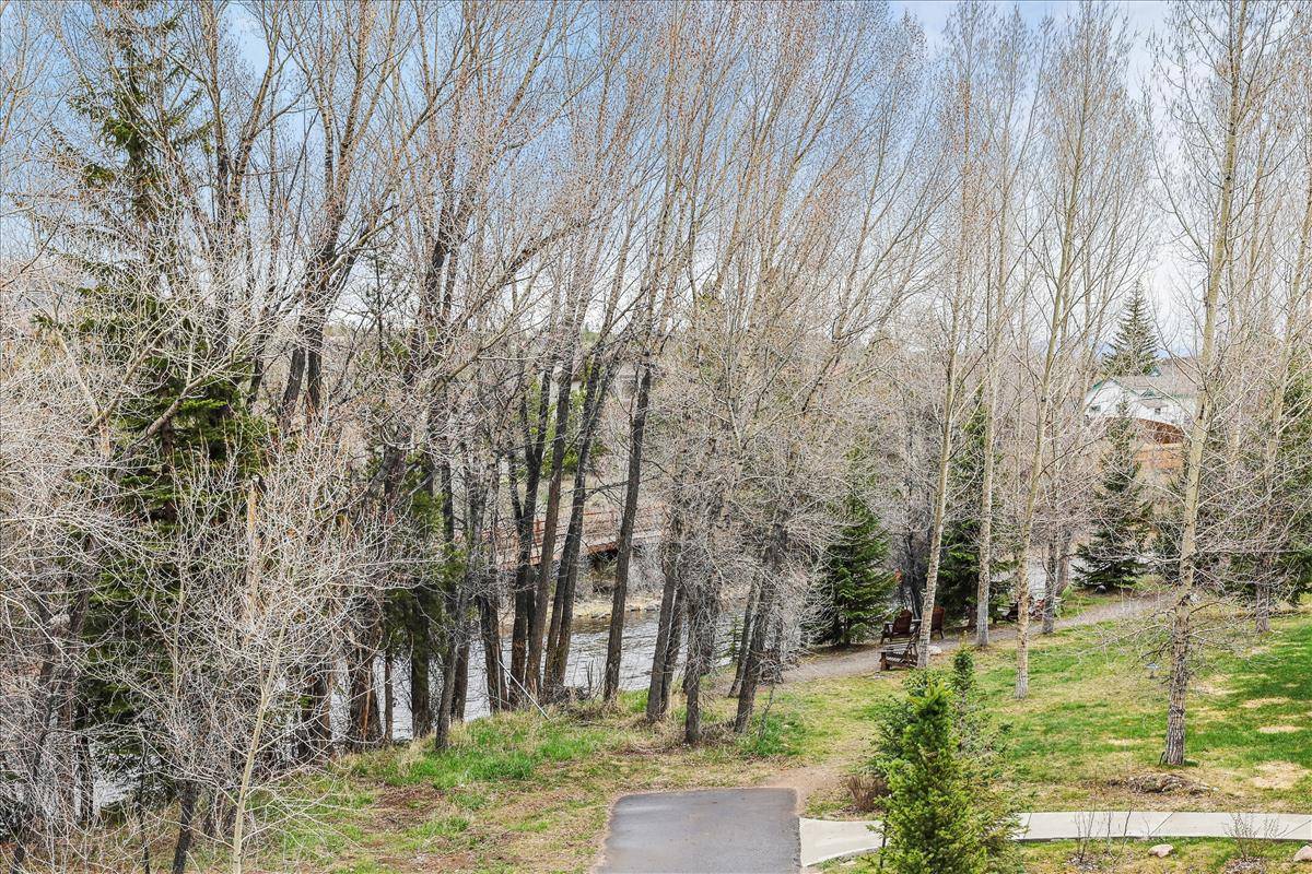 Exterior - River West 924 - Silverthorne Vacation Rental Exterior - River West 924 - Silverthorne Vacation Rental