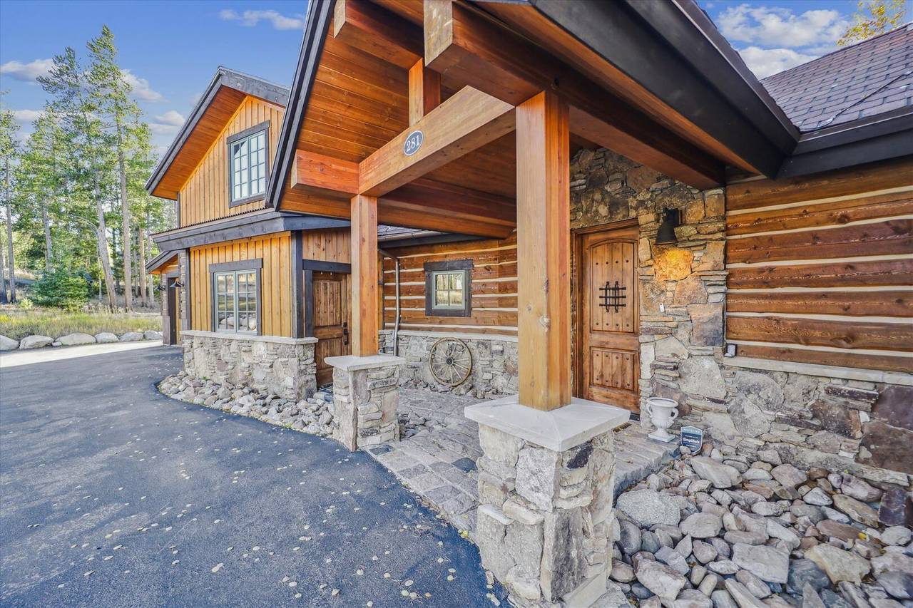 Exterior - Silver Circle Lodge - Breckenridge Vacation Rental Exterior - Silver Circle Lodge - Breckenridge Vacation Rental