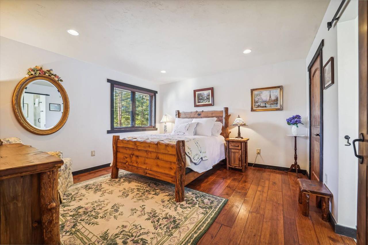 Bedroom - Silver Circle Lodge - Breckenridge Vacation Rental Bedroom - Silver Circle Lodge - Breckenridge Vacation Rental