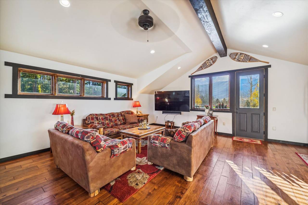 Living Area - Silver Circle Lodge - Breckenridge Vacation Rental Living Area - Silver Circle Lodge - Breckenridge Vacation Rental