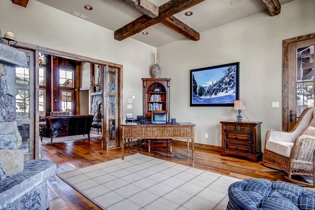 Living Area - Ski Bridge Lodge - Breckenridge Vacation Rental Living Area - Ski Bridge Lodge - Breckenridge Vacation Rental