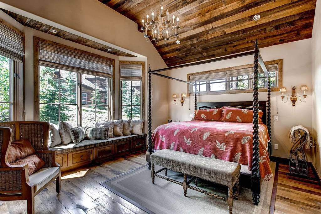 Bedroom - Ski Bridge Lodge - Breckenridge Vacation Rental Bedroom - Ski Bridge Lodge - Breckenridge Vacation Rental
