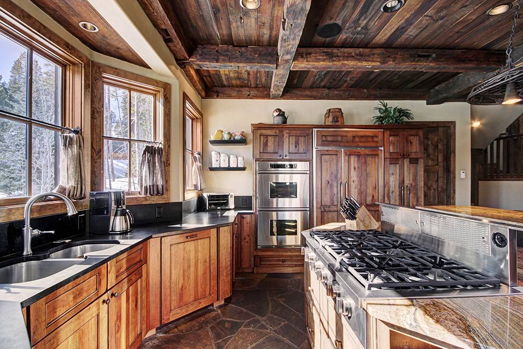 Kitchen - Ski Bridge Lodge - Breckenridge Vacation Rental Kitchen - Ski Bridge Lodge - Breckenridge Vacation Rental