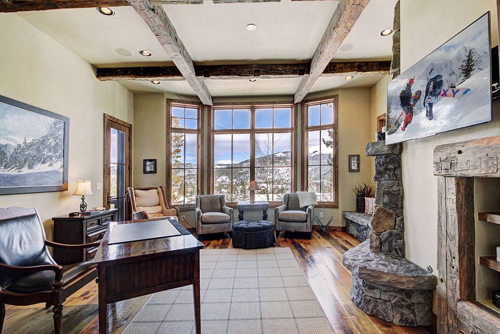 Living Area - Ski Bridge Lodge - Breckenridge Vacation Rental Living Area - Ski Bridge Lodge - Breckenridge Vacation Rental