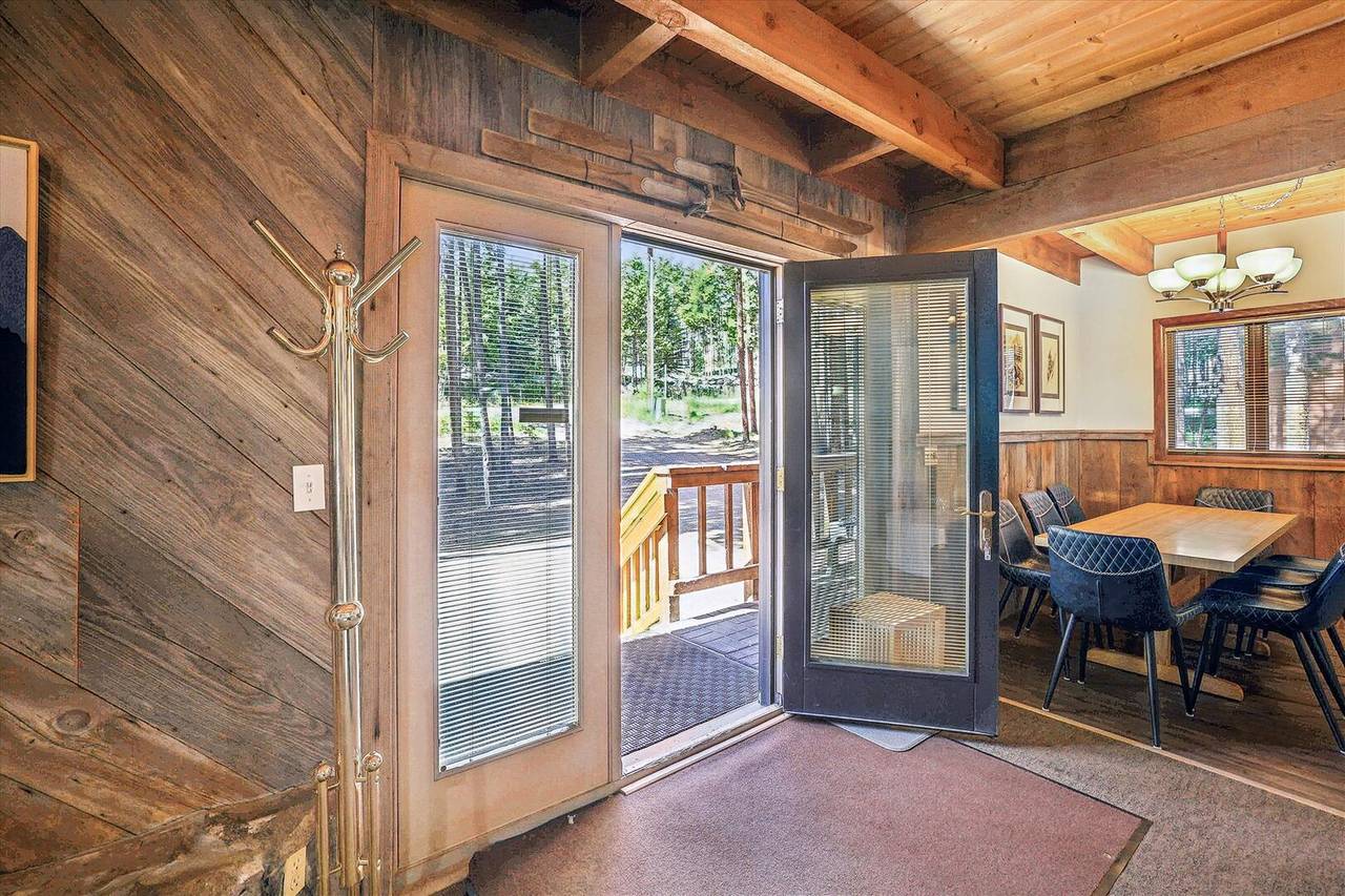 Entryway, SnowAway, Breckenridge Vacation Rental Entryway, SnowAway, Breckenridge Vacation Rental