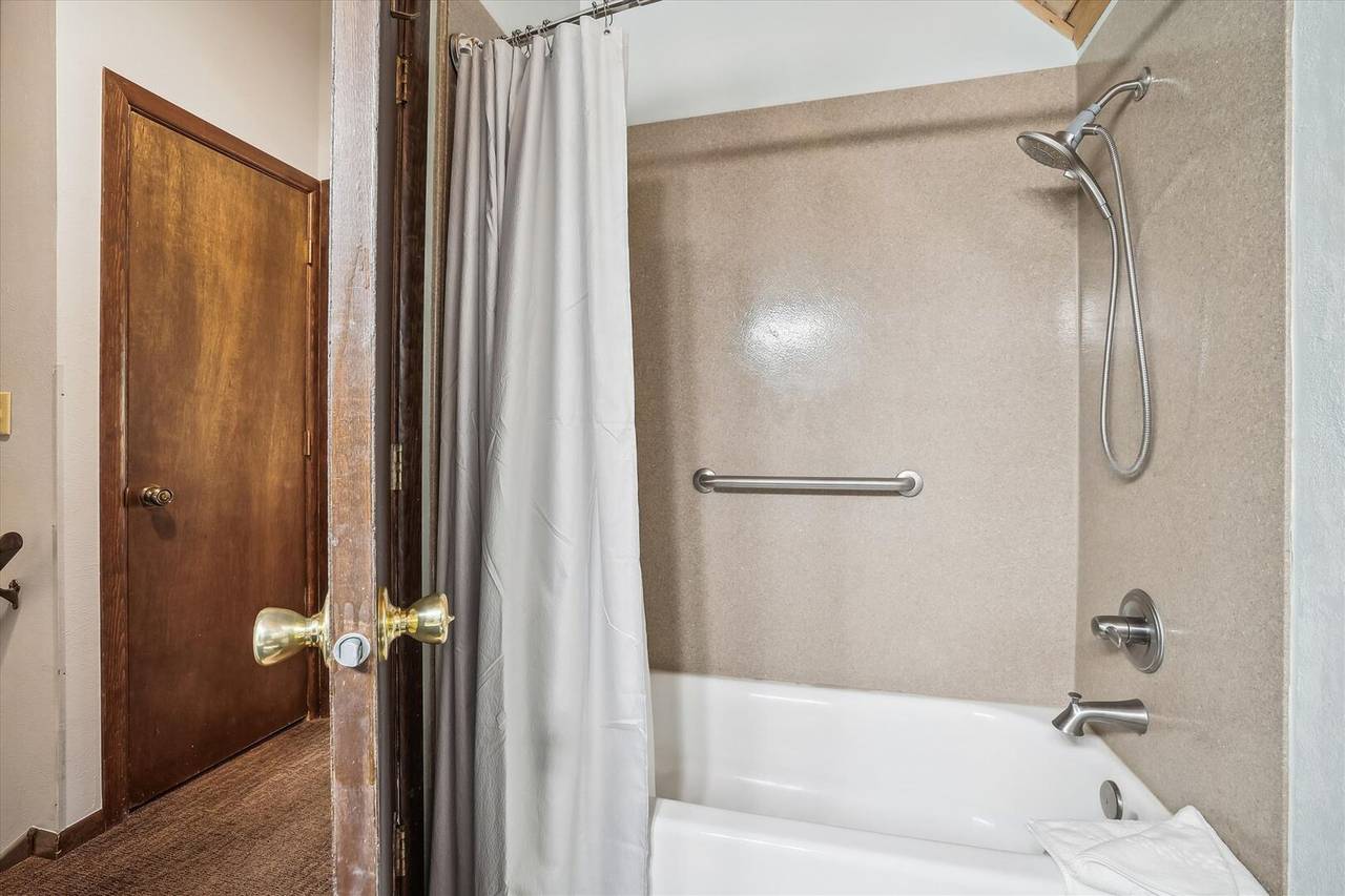 Bathroom, SnowAway, Breckenridge Vacation Rental Bathroom, SnowAway, Breckenridge Vacation Rental