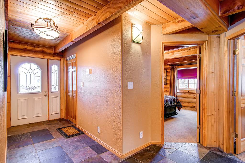 Entryway, Snowshoe Retreat, Breckenridge Vacation Rental Entryway, Snowshoe Retreat, Breckenridge Vacation Rental