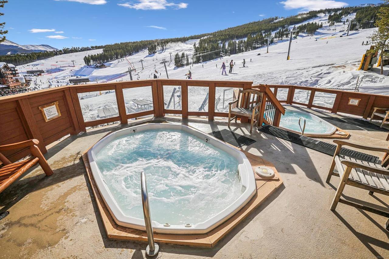Communal Hot Tub - Ski Watch 329 - Breckenridge Vacation Rental Communal Hot Tub - Ski Watch 329 - Breckenridge Vacation Rental