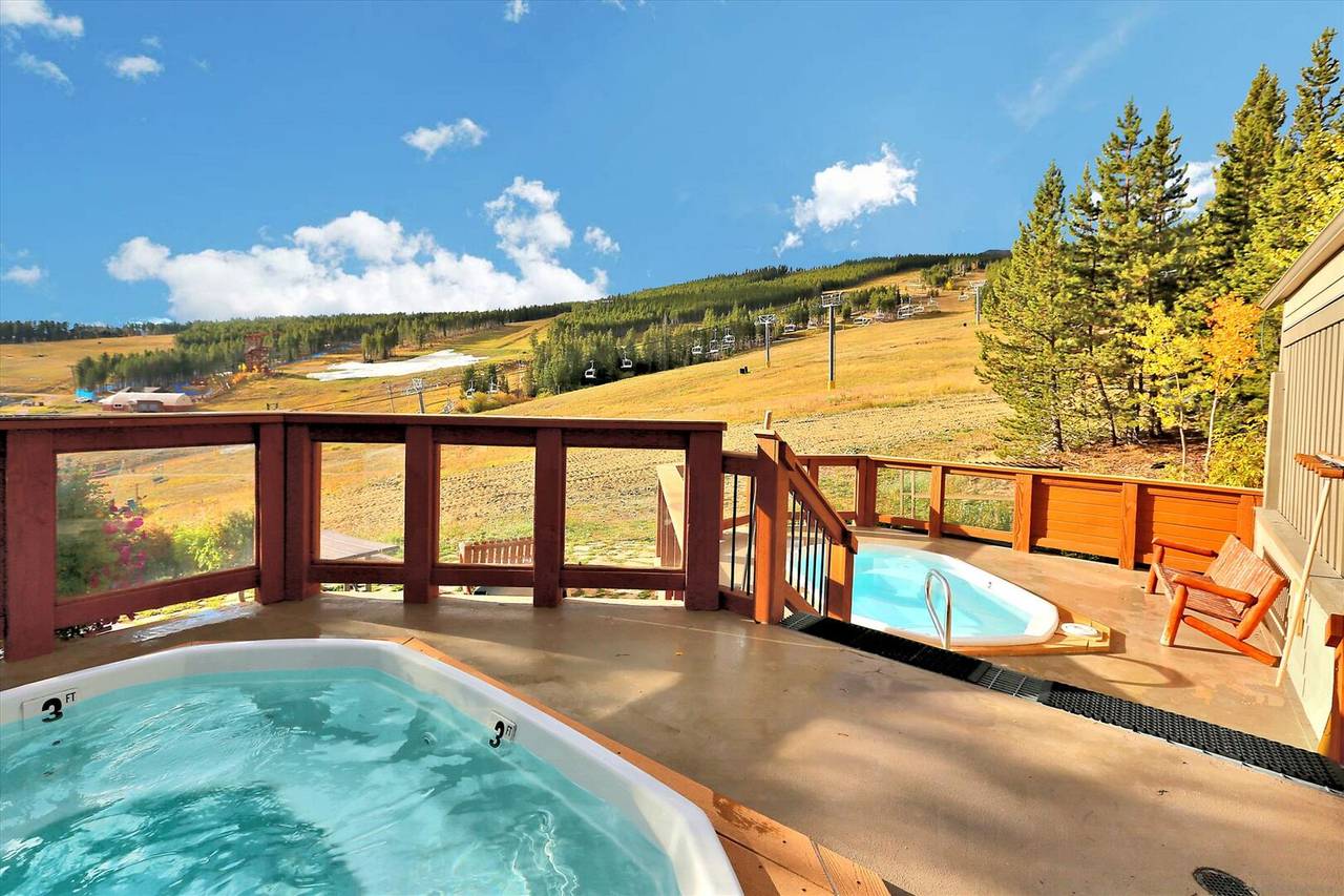 Communal Hot Tub - Ski Watch 329 - Breckenridge Vacation Rental Communal Hot Tub - Ski Watch 329 - Breckenridge Vacation Rental