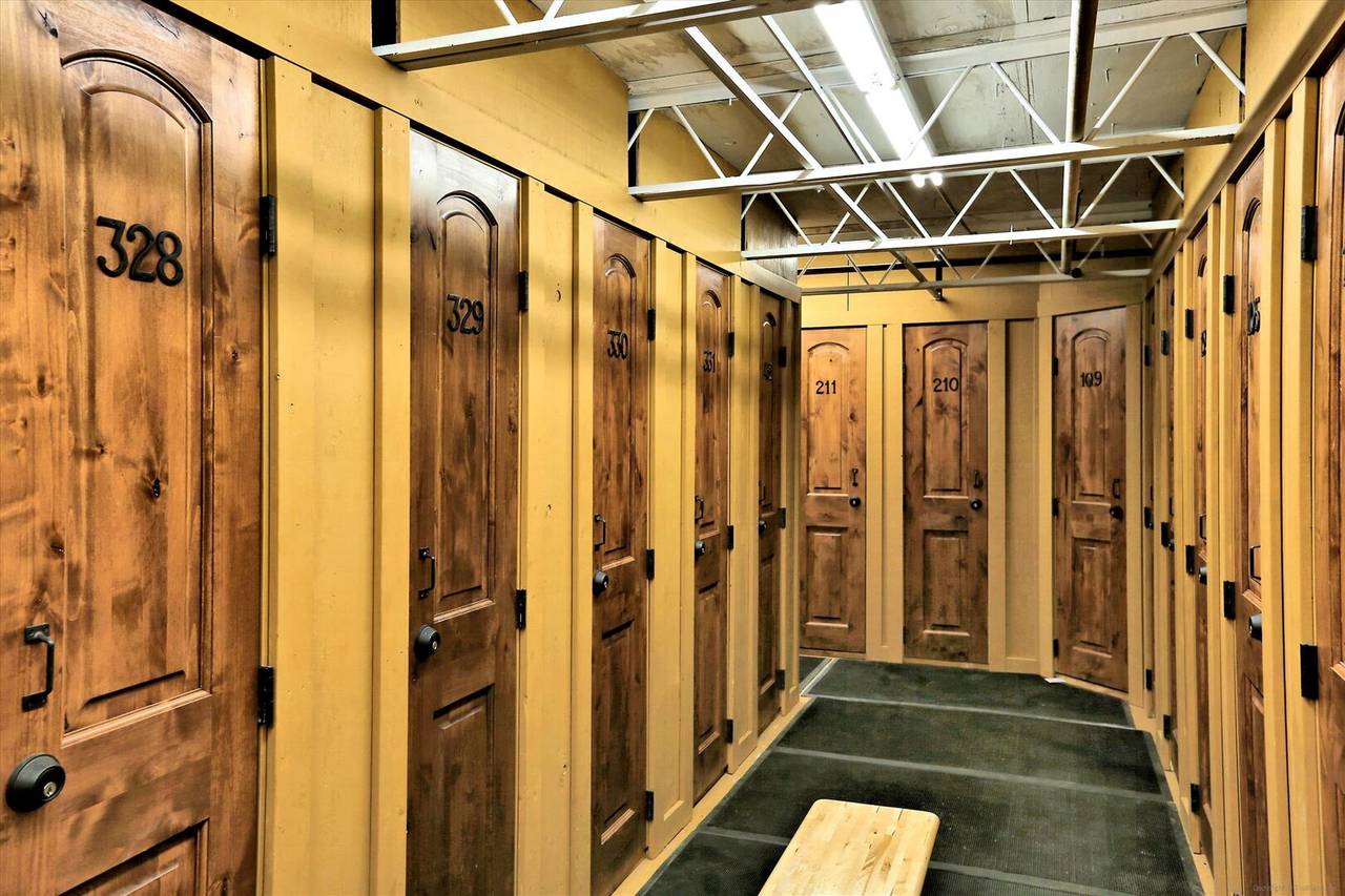 Ski Watch Amenities - Ski Watch 329 - Breckenridge Vacation Rental Ski Watch Amenities - Ski Watch 329 - Breckenridge Vacation Rental