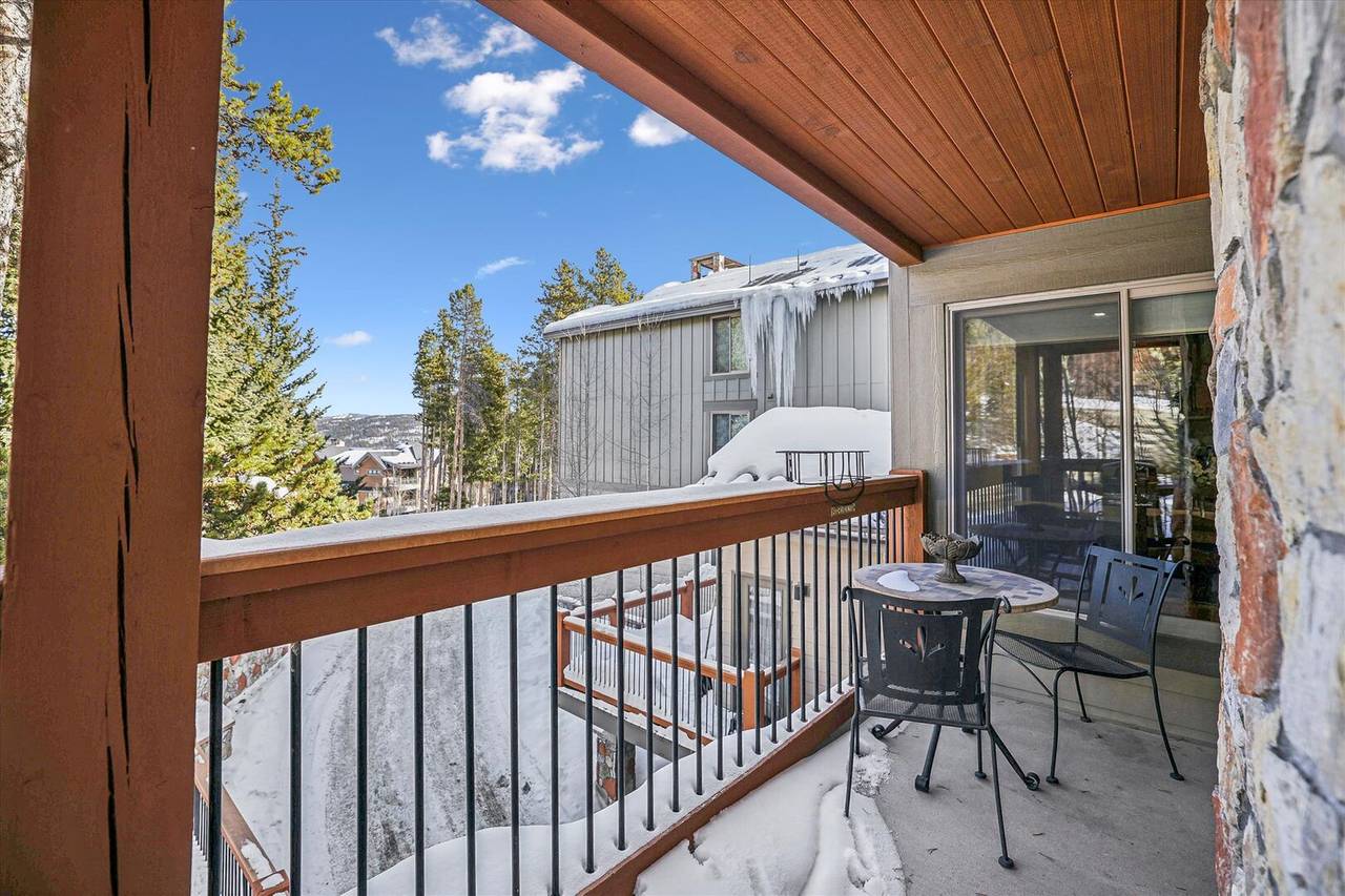 Balcony - Ski Watch 329 - Breckenridge Vacation Rental Balcony - Ski Watch 329 - Breckenridge Vacation Rental