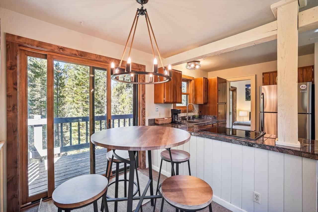Dining Area - Summit Solitude Estate - Breckenridge Vacation Rental Dining Area - Summit Solitude Estate - Breckenridge Vacation Rental