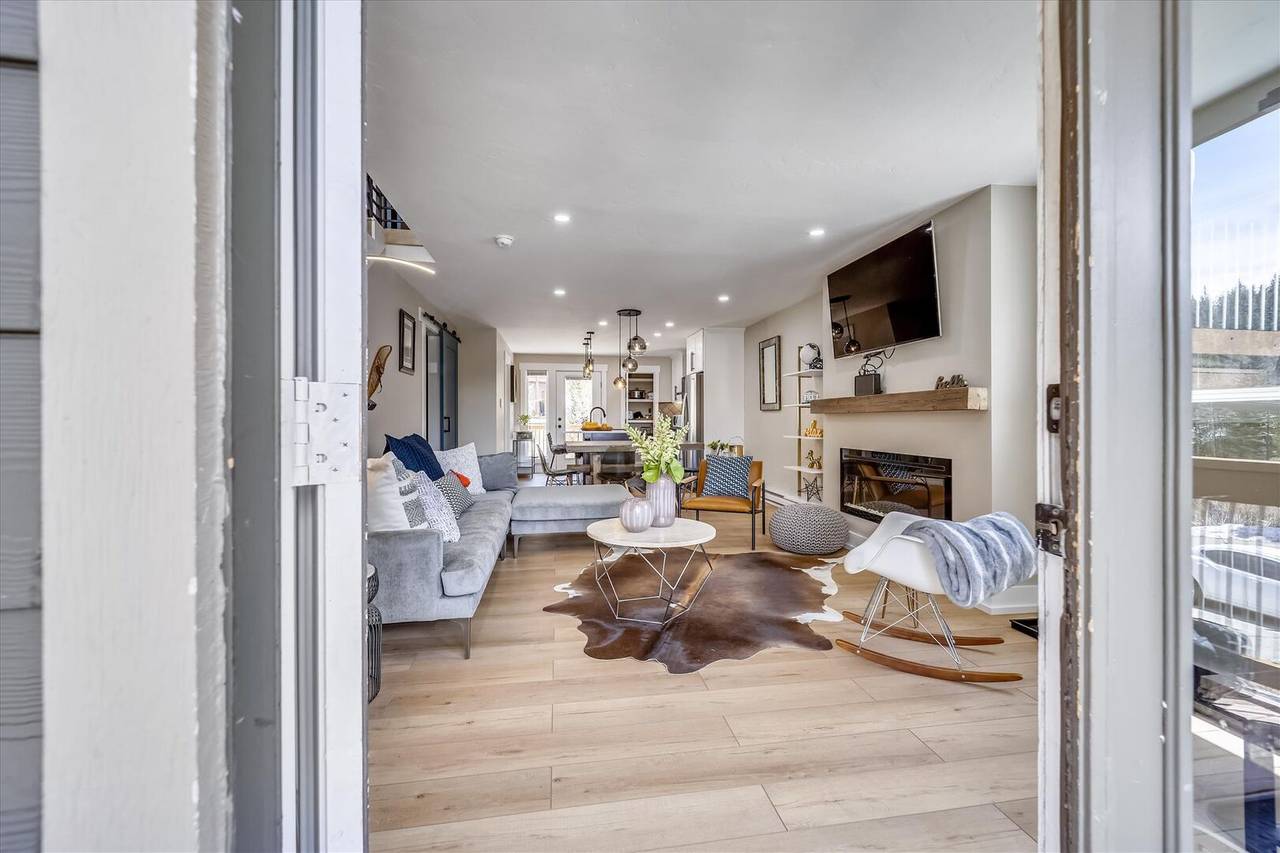 Living Room, Tenmile Viewhouse, Breckenridge Vacation Rental Living Room, Tenmile Viewhouse, Breckenridge Vacation Rental