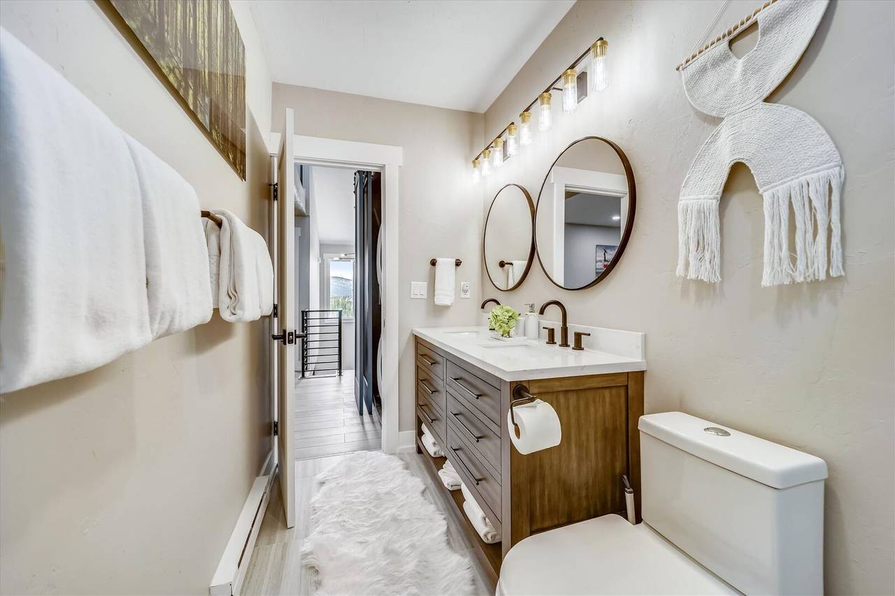 Bathroom, Tenmile Viewhouse, Breckenridge Vacation Rental Bathroom, Tenmile Viewhouse, Breckenridge Vacation Rental