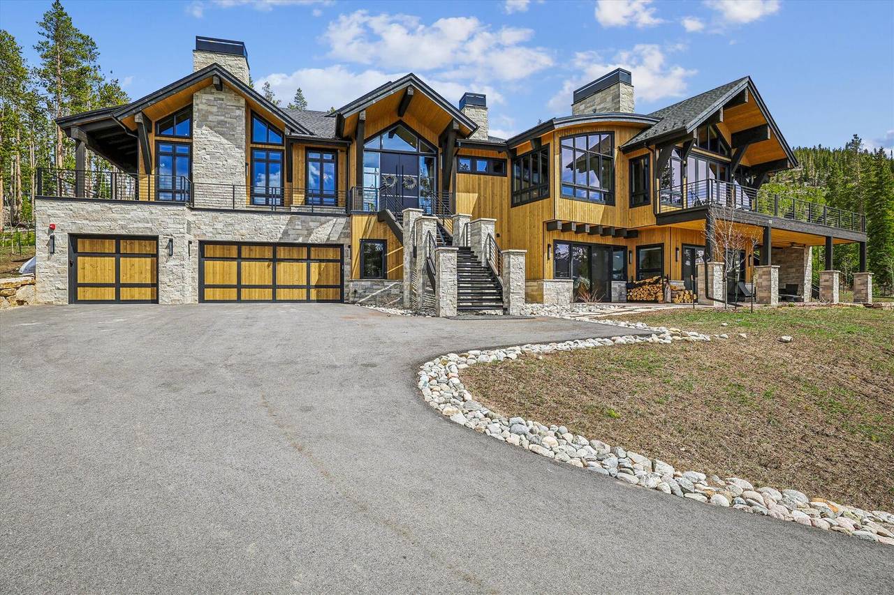 Exterior, The Crowne Summit, Breckenridge Vacation Rental Exterior, The Crowne Summit, Breckenridge Vacation Rental