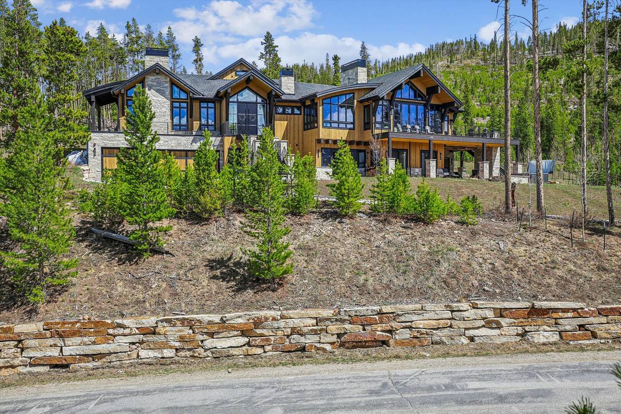 Exterior, The Crowne Summit, Breckenridge Vacation Rental Exterior, The Crowne Summit, Breckenridge Vacation Rental