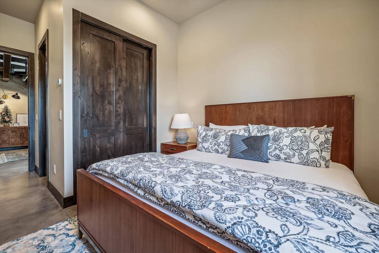 Bedroom, The Crowne Summit, Breckenridge Vacation Rental Bedroom, The Crowne Summit, Breckenridge Vacation Rental