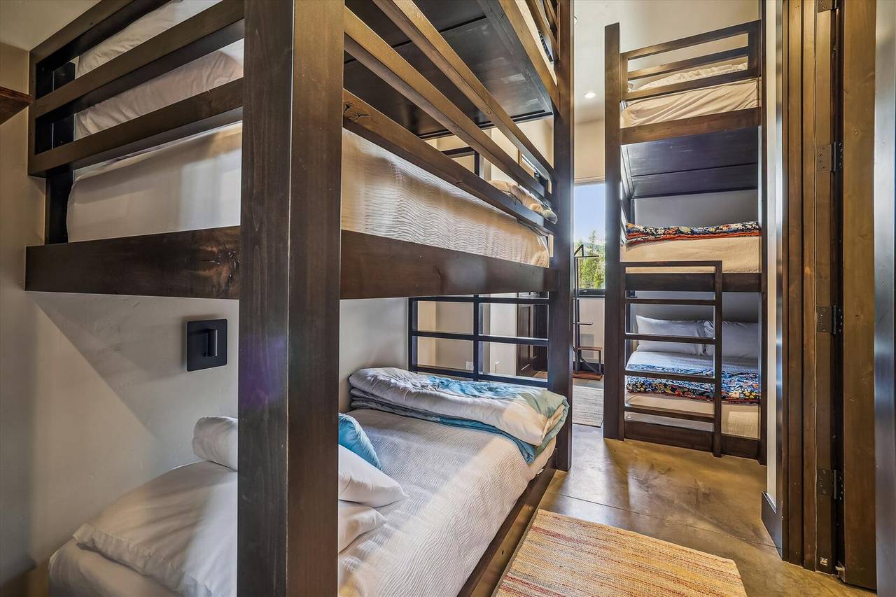 Bedroom, The Crowne Summit, Breckenridge Vacation Rental Bedroom, The Crowne Summit, Breckenridge Vacation Rental