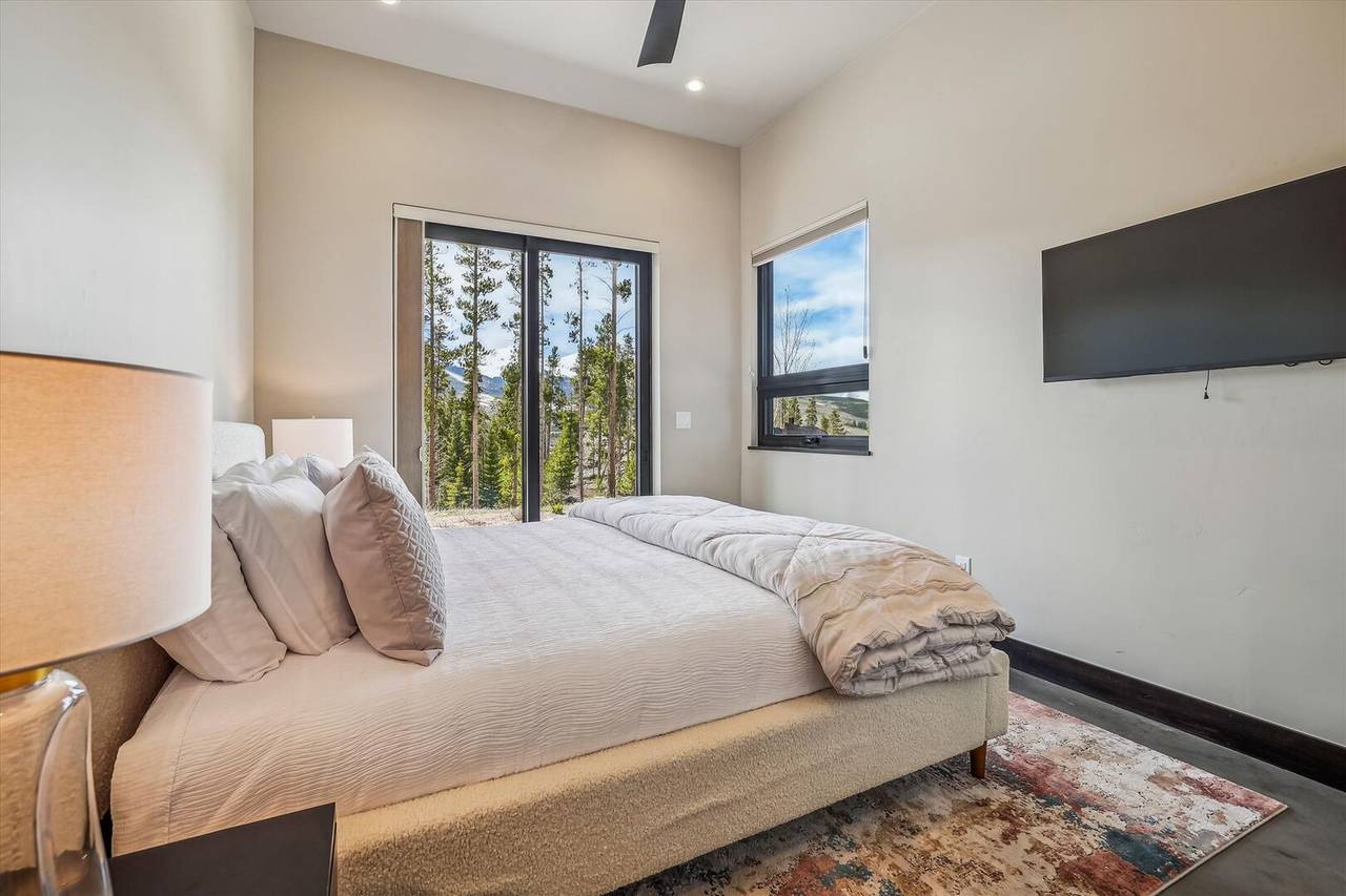 Bedroom, The Crowne Summit, Breckenridge Vacation Rental Bedroom, The Crowne Summit, Breckenridge Vacation Rental