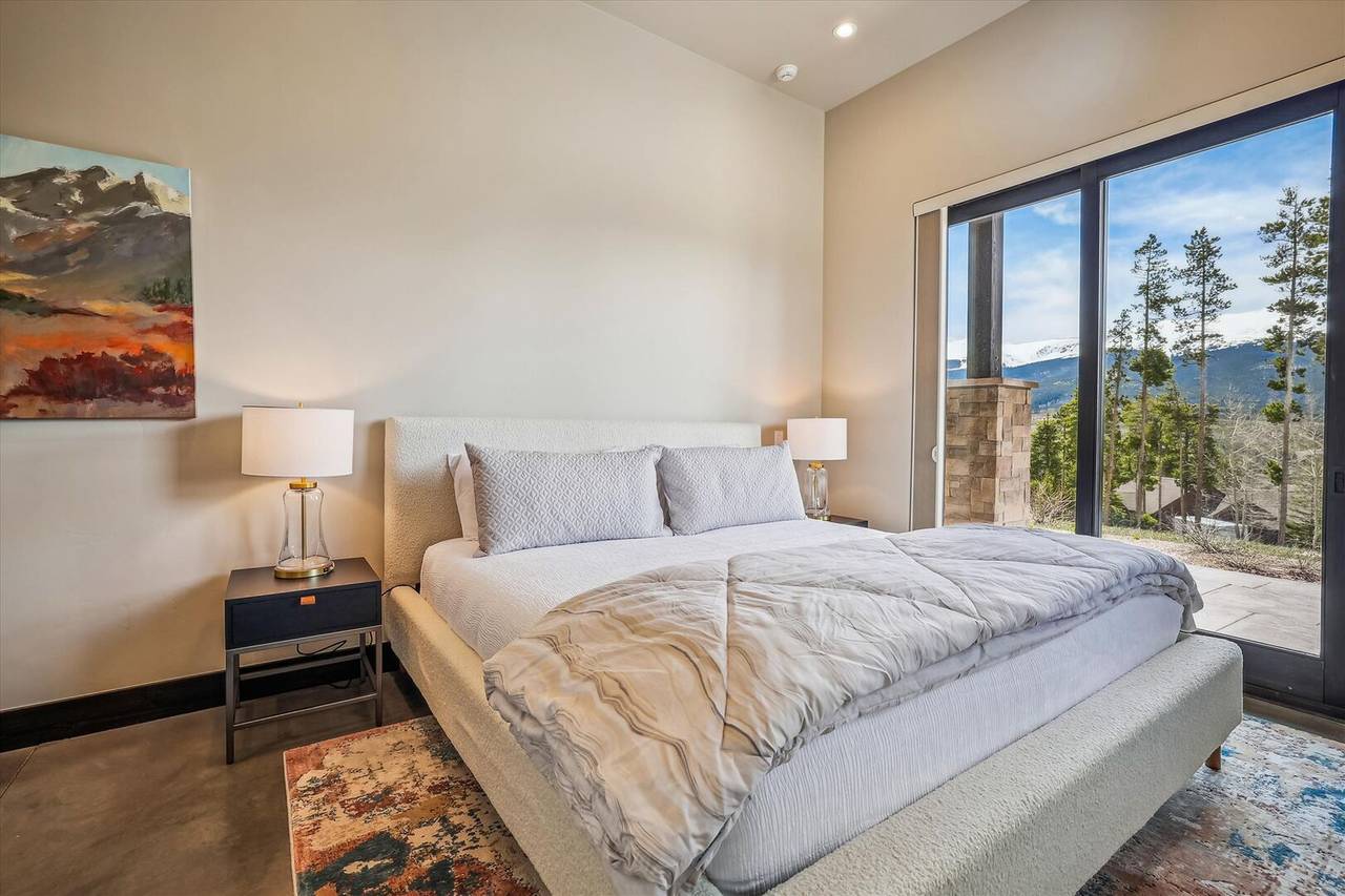 Bedroom, The Crowne Summit, Breckenridge Vacation Rental Bedroom, The Crowne Summit, Breckenridge Vacation Rental