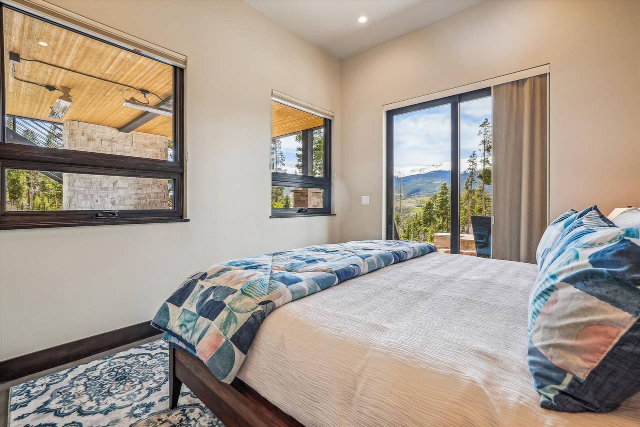 Bedroom, The Crowne Summit, Breckenridge Vacation Rental Bedroom, The Crowne Summit, Breckenridge Vacation Rental