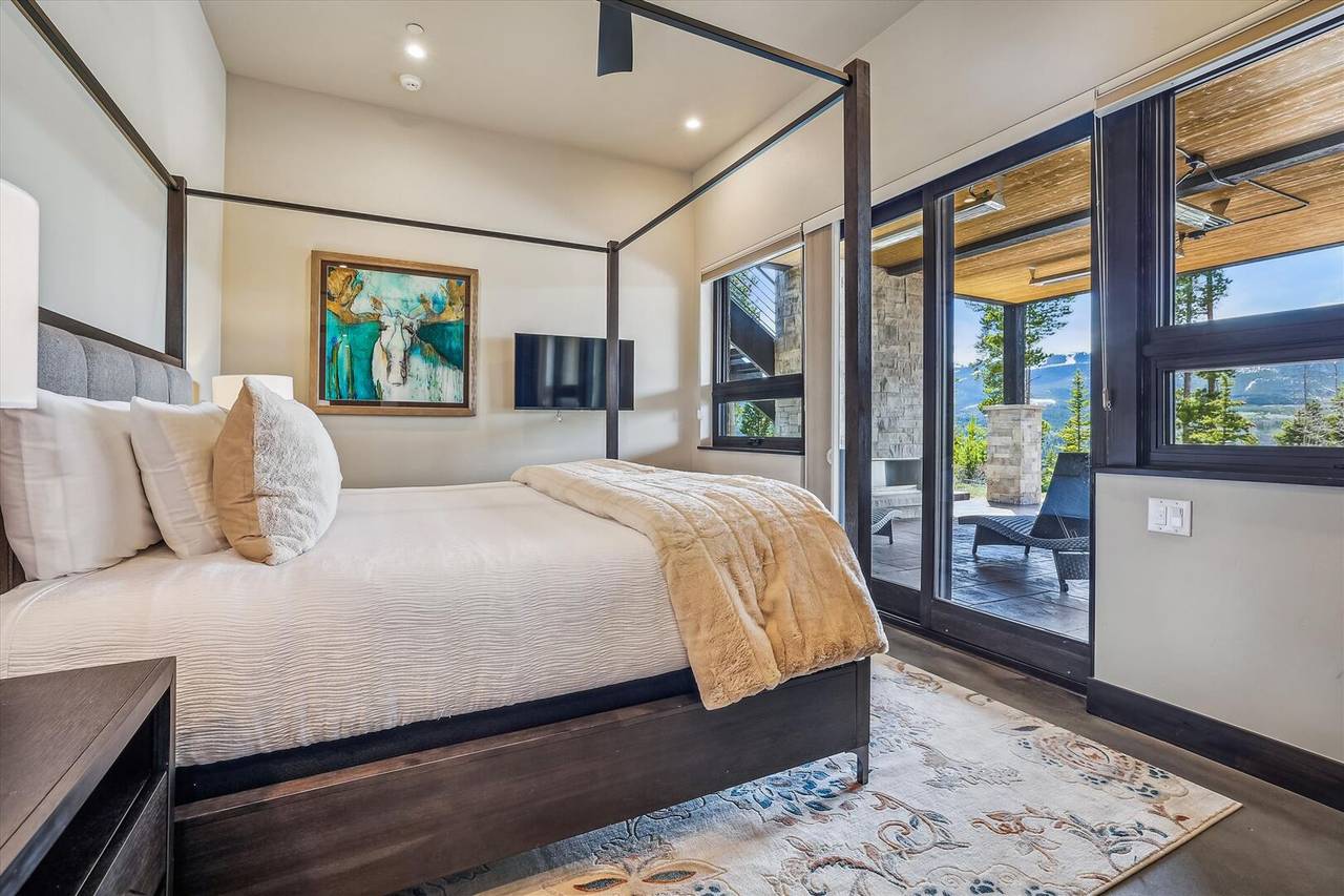 Bedroom, The Crowne Summit, Breckenridge Vacation Rental Bedroom, The Crowne Summit, Breckenridge Vacation Rental