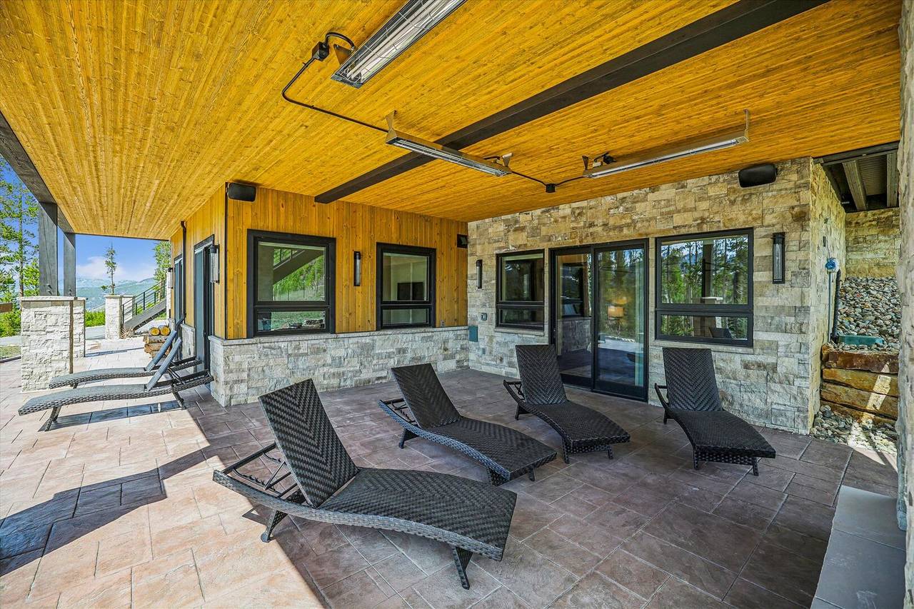 Exterior, The Crowne Summit, Breckenridge Vacation Rental Exterior, The Crowne Summit, Breckenridge Vacation Rental