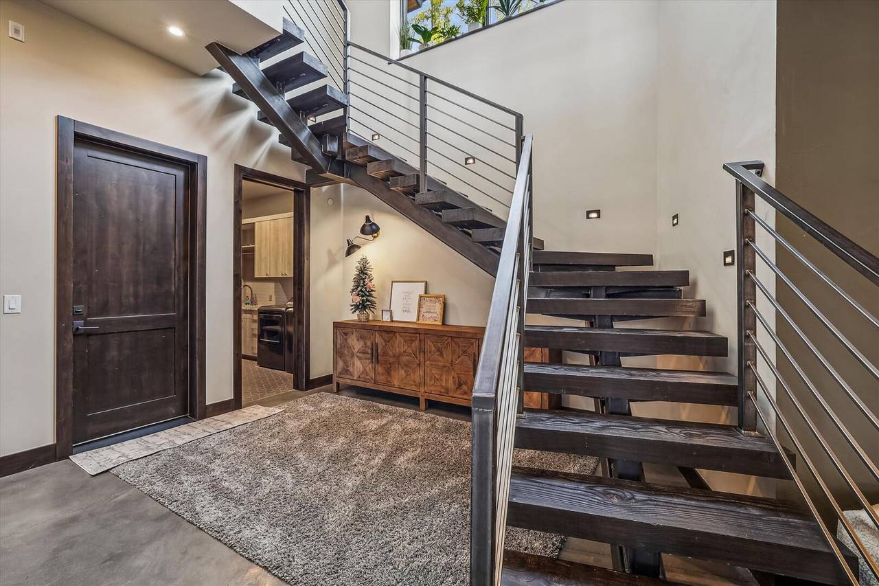 Stairway, The Crowne Summit, Breckenridge Vacation Rental Stairway, The Crowne Summit, Breckenridge Vacation Rental