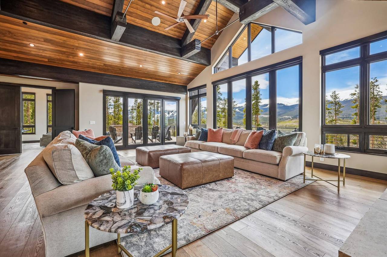 Living Room, The Crowne Summit, Breckenridge Vacation Rental Living Room, The Crowne Summit, Breckenridge Vacation Rental