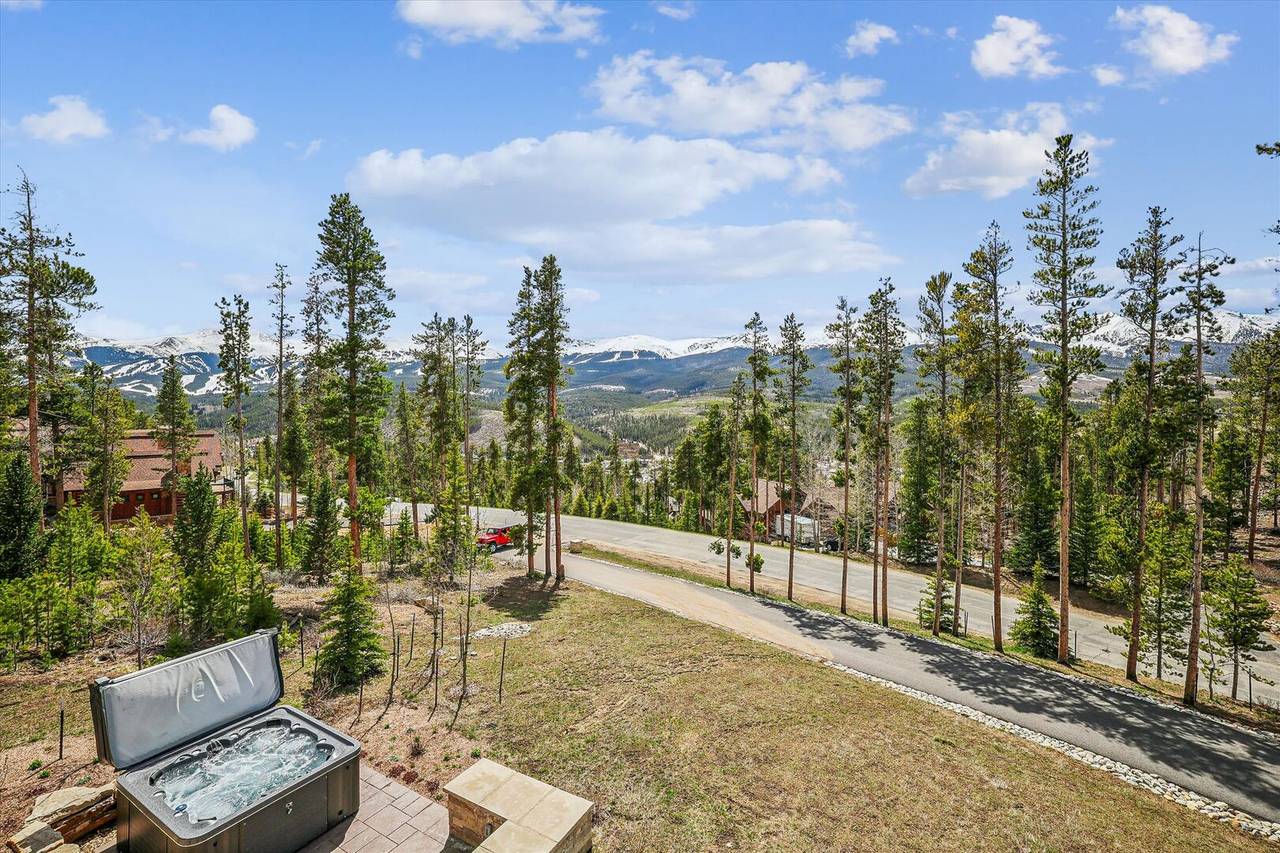 Exterior, The Crowne Summit, Breckenridge Vacation Rental Exterior, The Crowne Summit, Breckenridge Vacation Rental