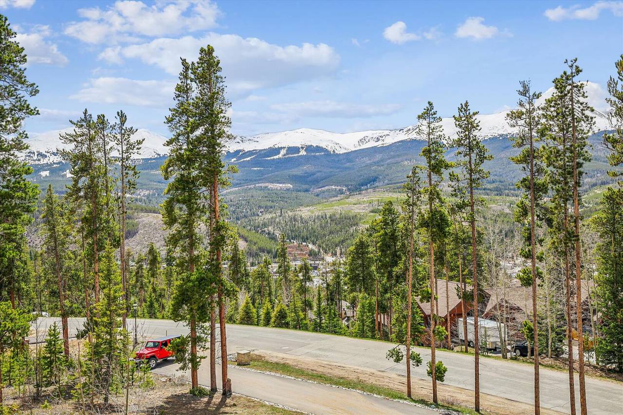 Exterior, The Crowne Summit, Breckenridge Vacation Rental Exterior, The Crowne Summit, Breckenridge Vacation Rental