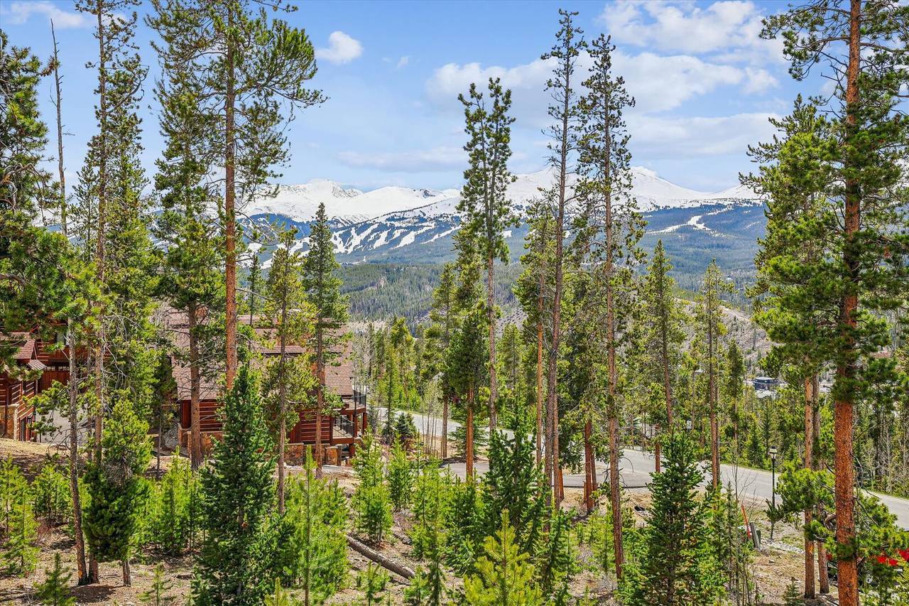 Exterior, The Crowne Summit, Breckenridge Vacation Rental Exterior, The Crowne Summit, Breckenridge Vacation Rental