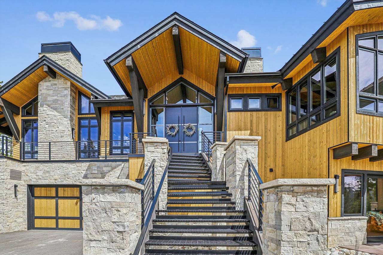 Exterior, The Crowne Summit, Breckenridge Vacation Rental Exterior, The Crowne Summit, Breckenridge Vacation Rental