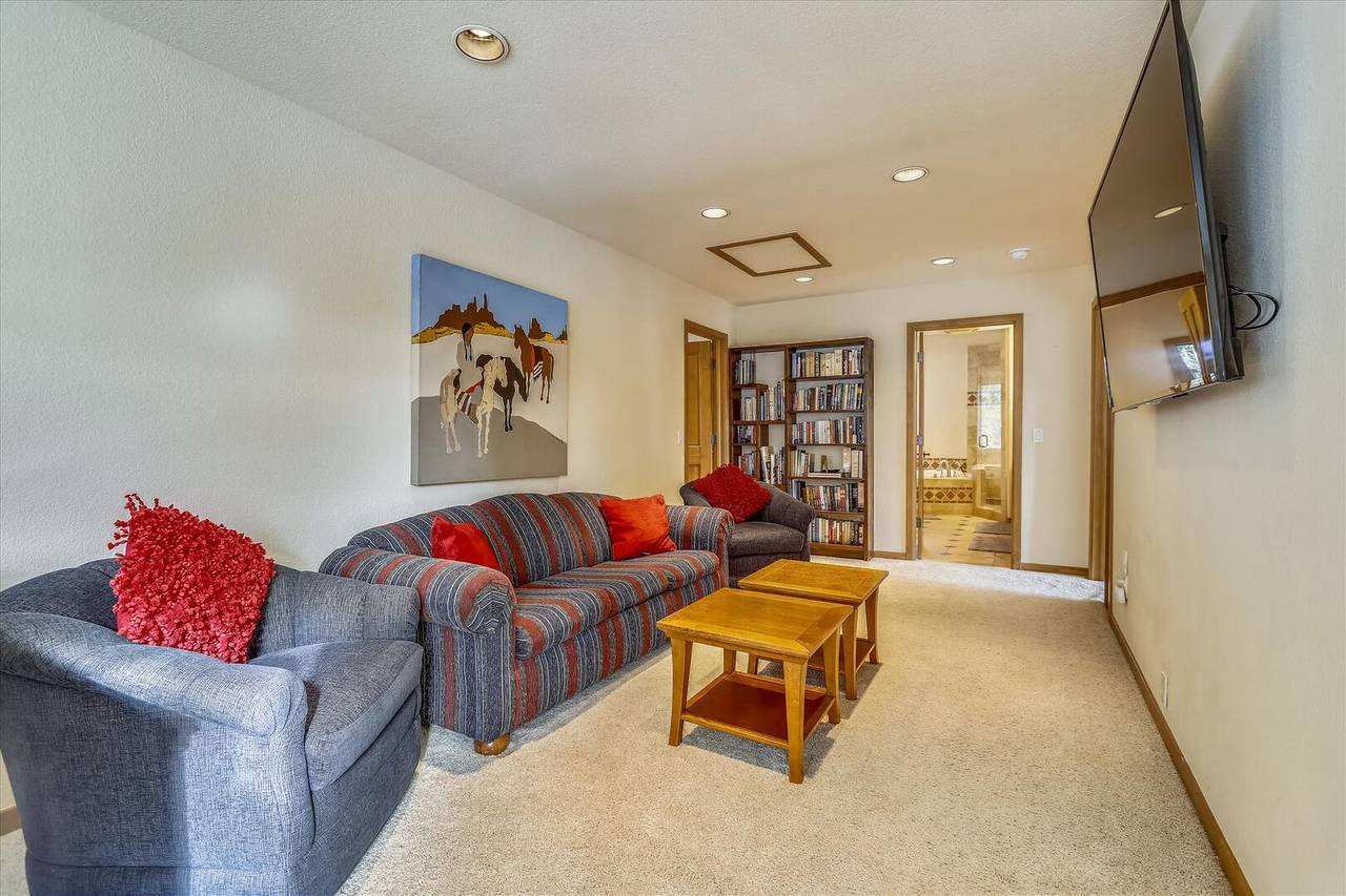 Family Room, The Duck House, Breckenridge Vacation Rental Family Room, The Duck House, Breckenridge Vacation Rental