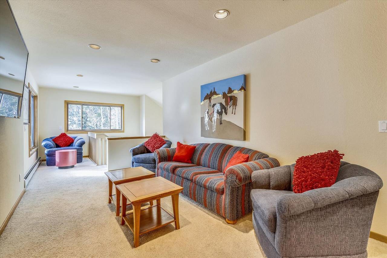 Family Room, The Duck House, Breckenridge Vacation Rental Family Room, The Duck House, Breckenridge Vacation Rental