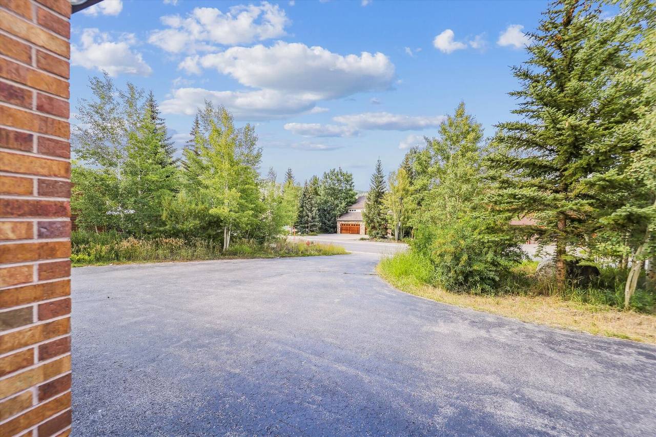 Exterior, Twins Getaway at Meadow Creek, Breckenridge Vacation Rental Exterior, Twins Getaway at Meadow Creek, Breckenridge Vacation Rental