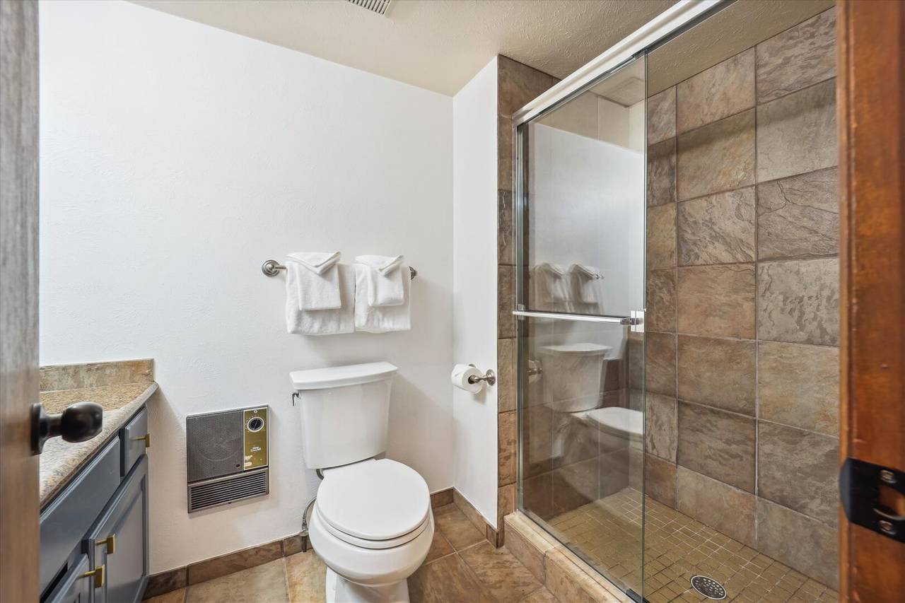 Bathroom, Twins Getaway at Meadow Creek, Breckenridge Vacation Rental Bathroom, Twins Getaway at Meadow Creek, Breckenridge Vacation Rental