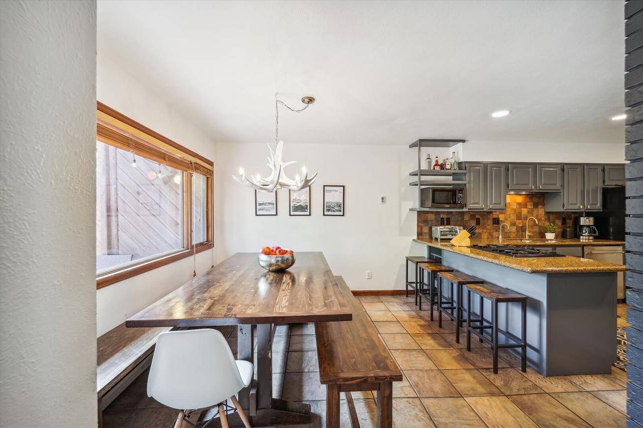 Dining Area, Twins Getaway at Meadow Creek, Breckenridge Vacation Rental Dining Area, Twins Getaway at Meadow Creek, Breckenridge Vacation Rental