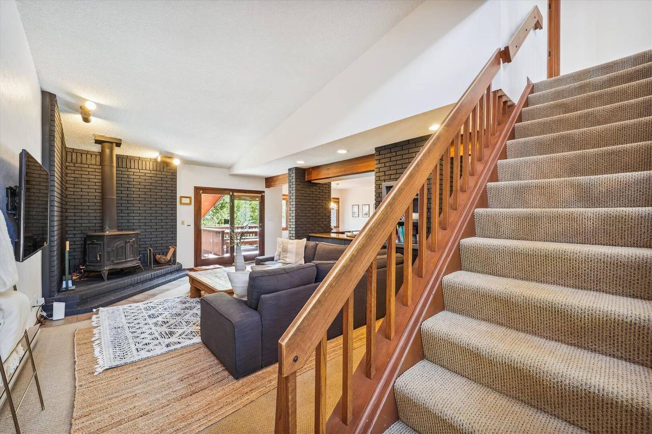 Living Room, Twins Getaway at Meadow Creek, Breckenridge Vacation Rental Living Room, Twins Getaway at Meadow Creek, Breckenridge Vacation Rental