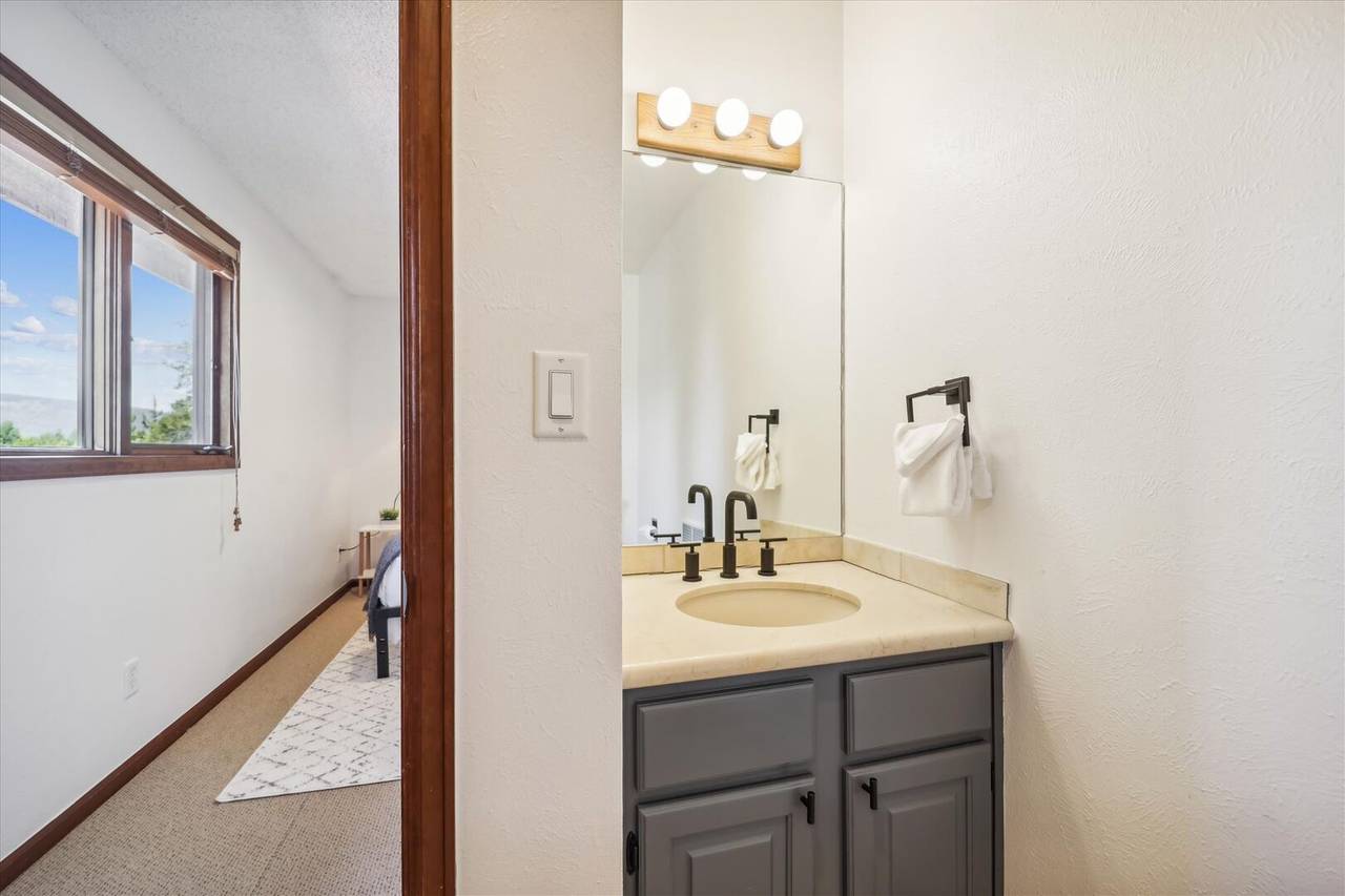 Bathroom, Twins Getaway at Meadow Creek, Breckenridge Vacation Rental Bathroom, Twins Getaway at Meadow Creek, Breckenridge Vacation Rental