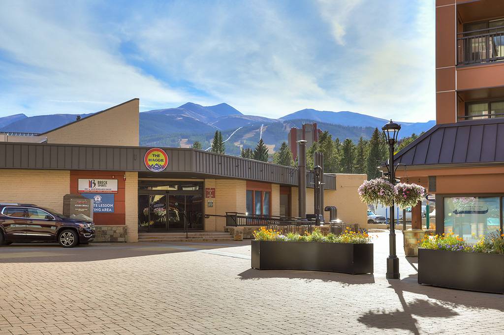 Exterior, Village at Breckenridge Peak 9 Inn, Liftside 403, Breckenridge Vacation Rental Exterior, Village at Breckenridge Peak 9 Inn, Liftside 403, Breckenridge Vacation Rental