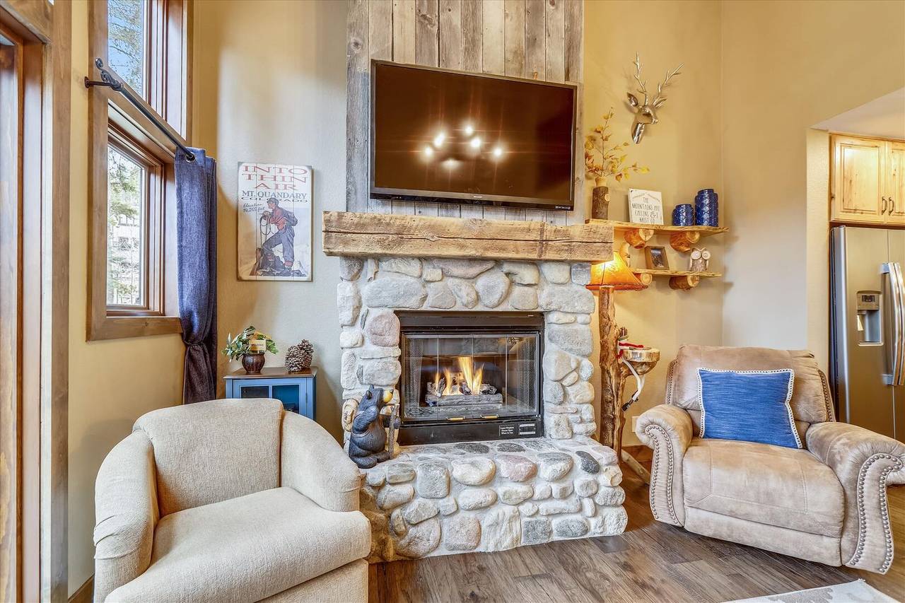Living Room, Village Point 109, Breckenridge Vacation Rental Living Room, Village Point 109, Breckenridge Vacation Rental