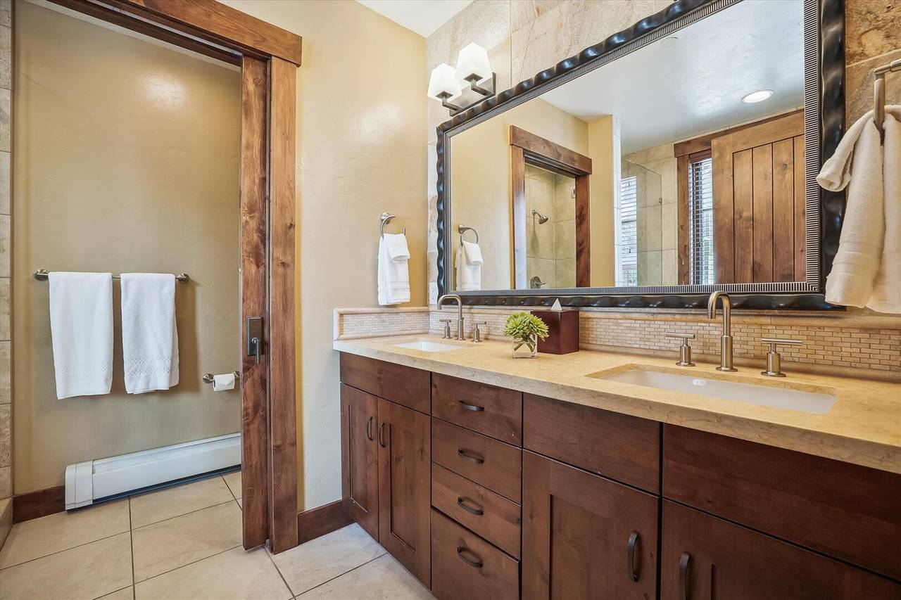 Bathroom, Water House on Main 5104, Breckenridge Vacation Rental Bathroom, Water House on Main 5104, Breckenridge Vacation Rental