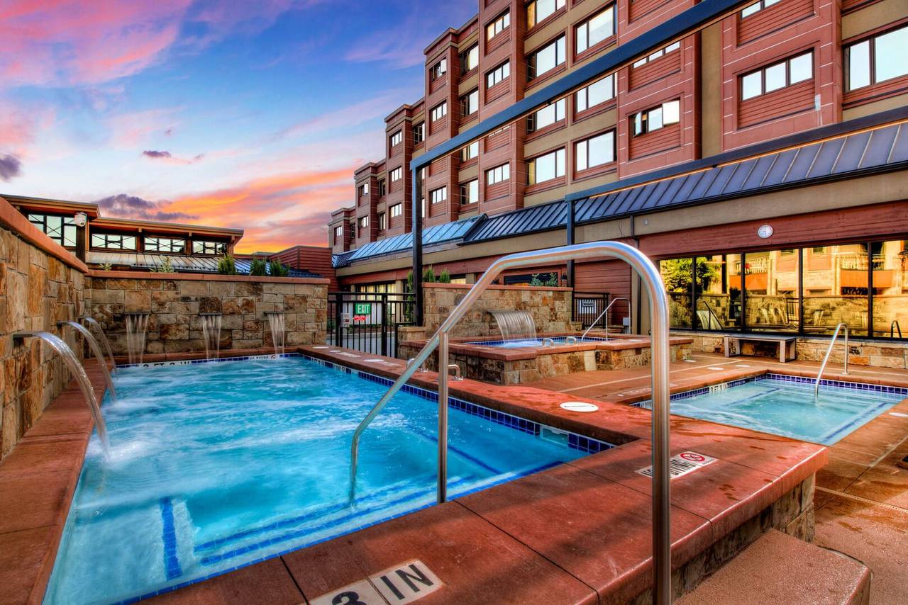 Amenities, Village at Breckenridge Peak 9 Inn, Liftside 403, Breckenridge Vacation Rental Amenities, Village at Breckenridge Peak 9 Inn, Liftside 403, Breckenridge Vacation Rental