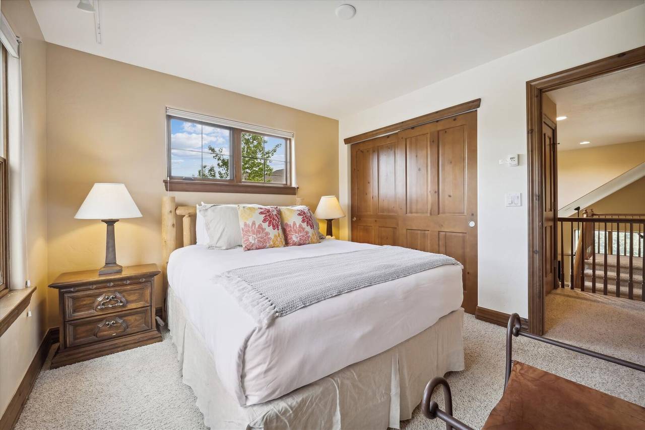 Bedroom - Highland Greens Comfort - Breckenridge Vacation Rental Bedroom - Highland Greens Comfort - Breckenridge Vacation Rental