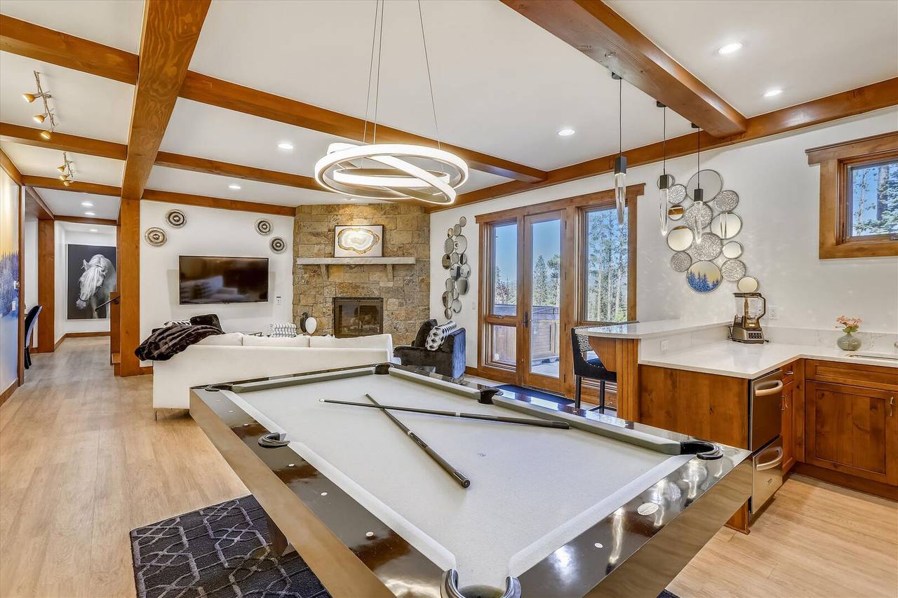 Pool Table - Highlands Hideaway - Breckenridge Vacation Rental Pool Table - Highlands Hideaway - Breckenridge Vacation Rental